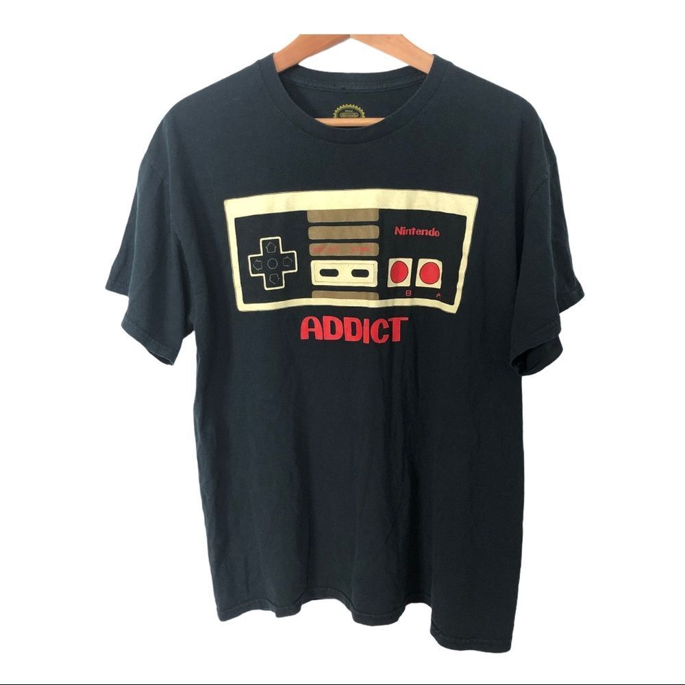 Nintendo Addict Black Graphic T-Shirt Size Large